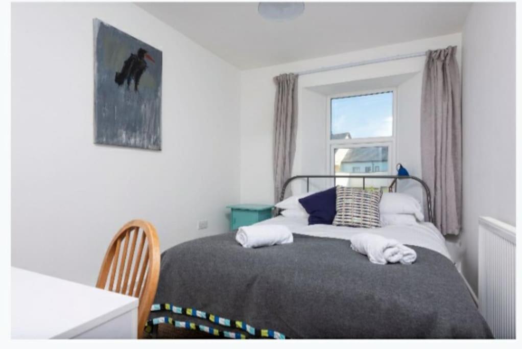 Beautiful And Bright !! Town/Harbour Apartment #2 Penzance Ngoại thất bức ảnh